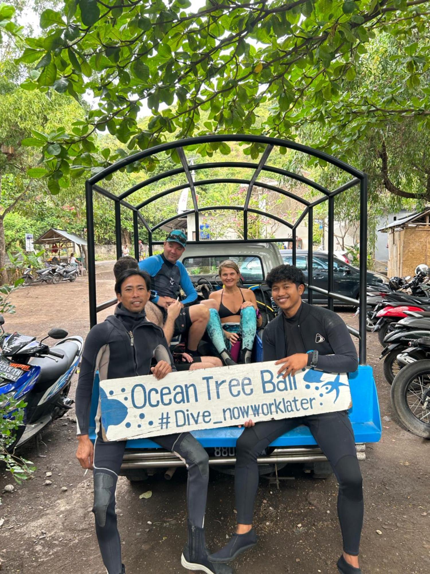 Ambat Blue Waves Hostel Amed מראה חיצוני תמונה